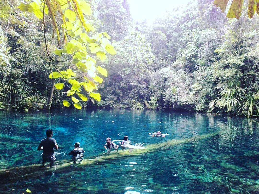 Telaga Samares, Papua